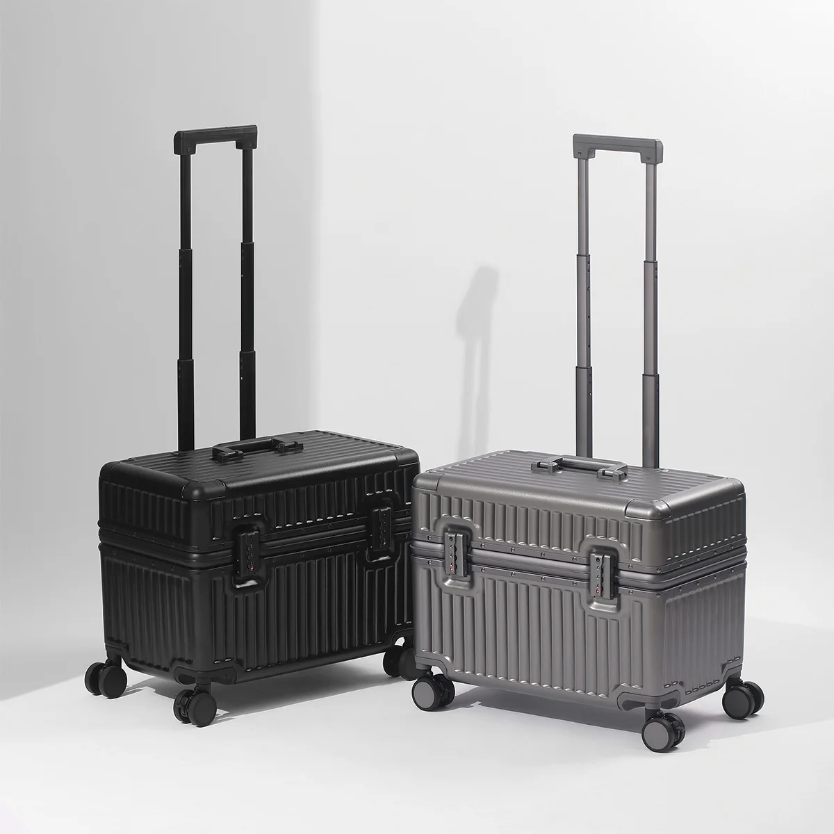 Walizka z aluminiową ramą, 18  – Aluminum Frame Carry On Luggage recenzja i cena